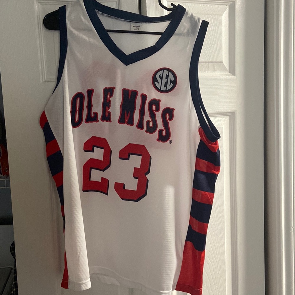 Ole Miss retro promotional basketball jersey Size XL